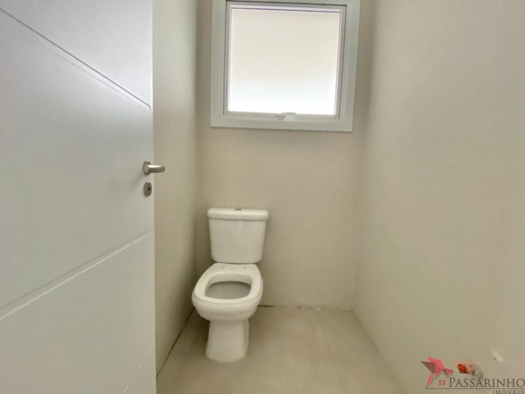 Casa de Condomínio à venda com 5 quartos, 275m² - Foto 35