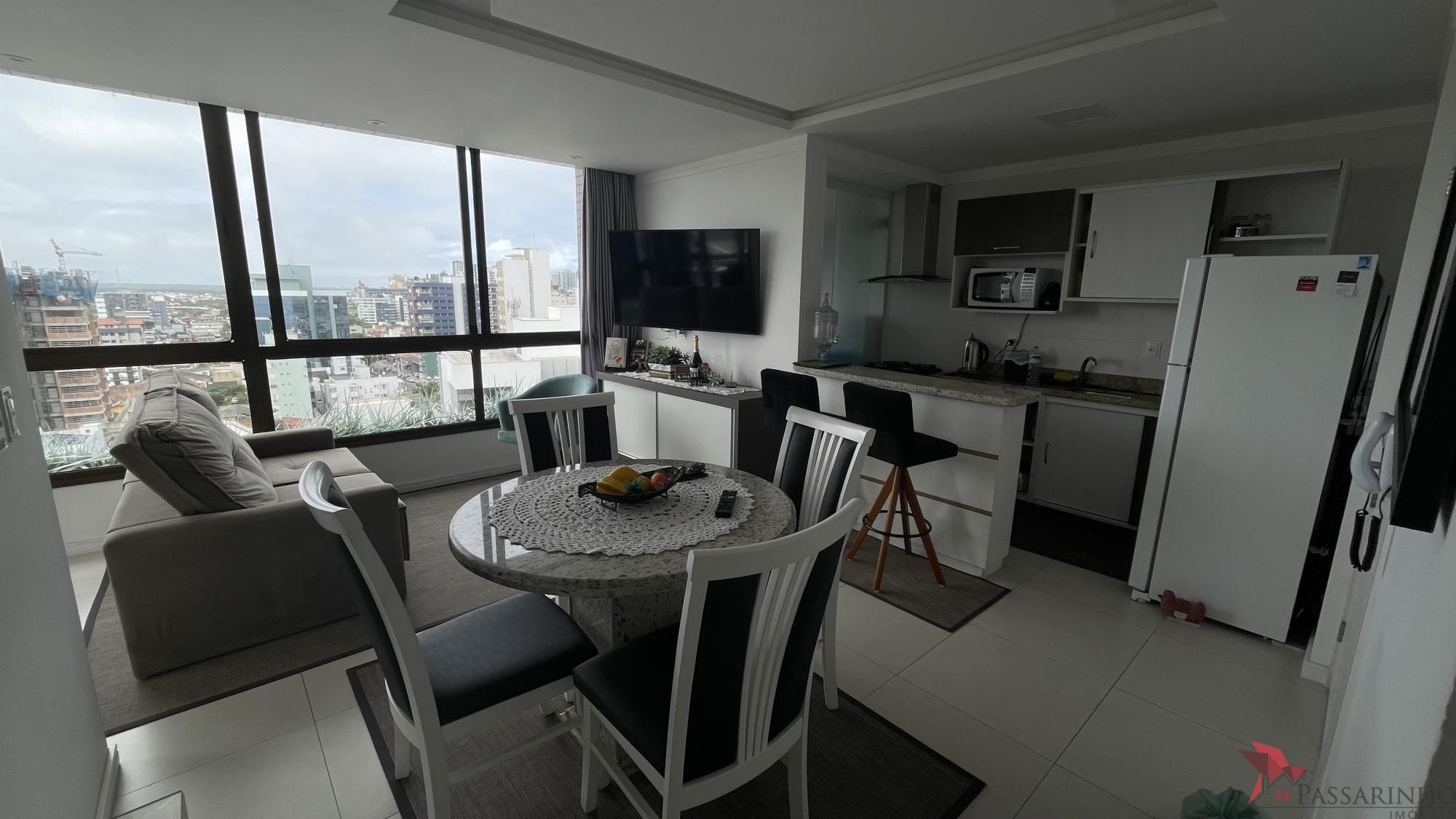 Apartamento à venda com 2 quartos, 65m² - Foto 4