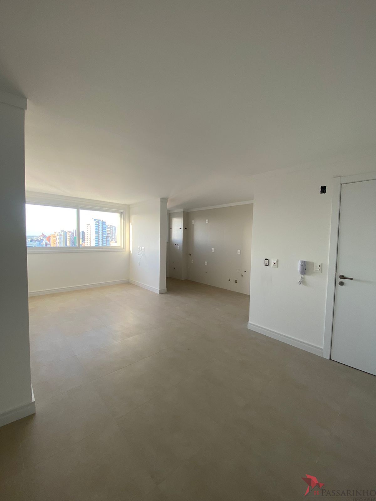 Apartamento à venda com 2 quartos, 71m² - Foto 4