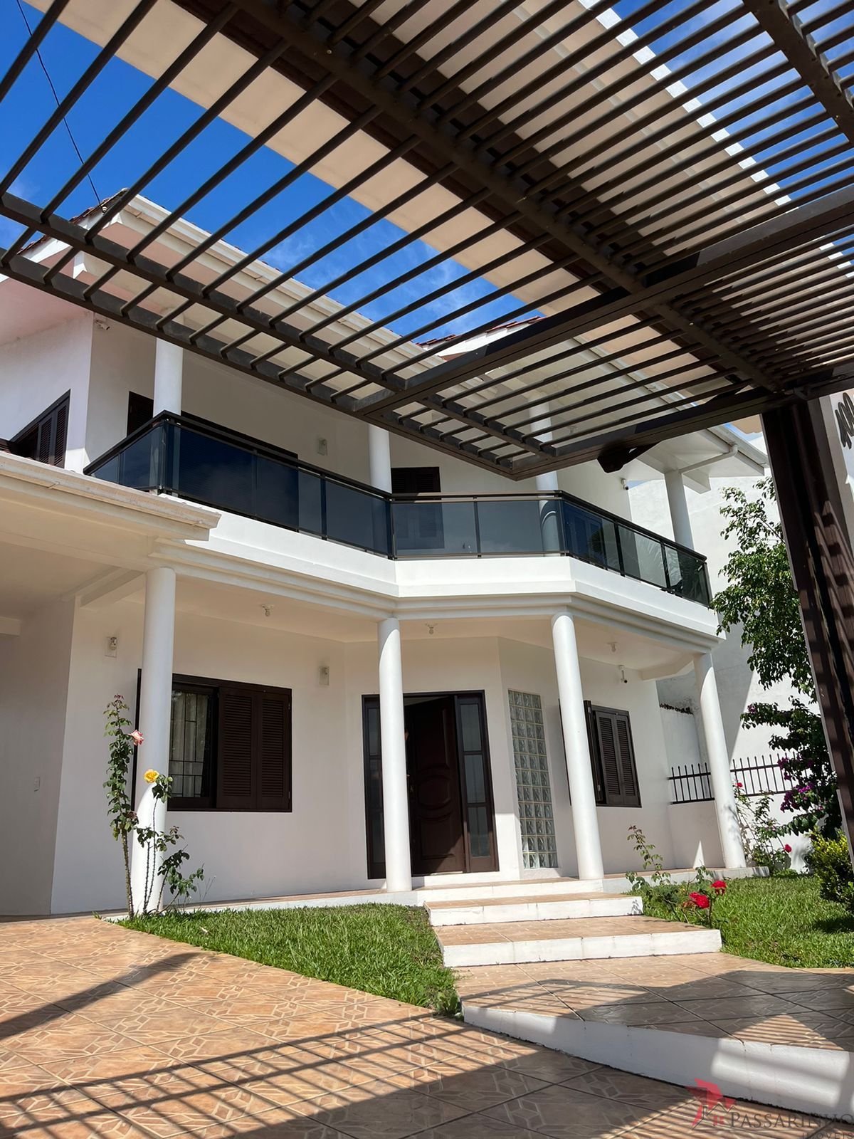 Casa à venda com 3 quartos, 260m² - Foto 3