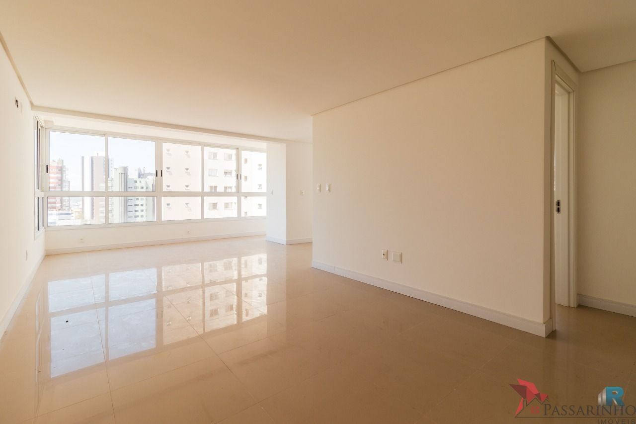 Apartamento à venda com 2 quartos, 84m² - Foto 7