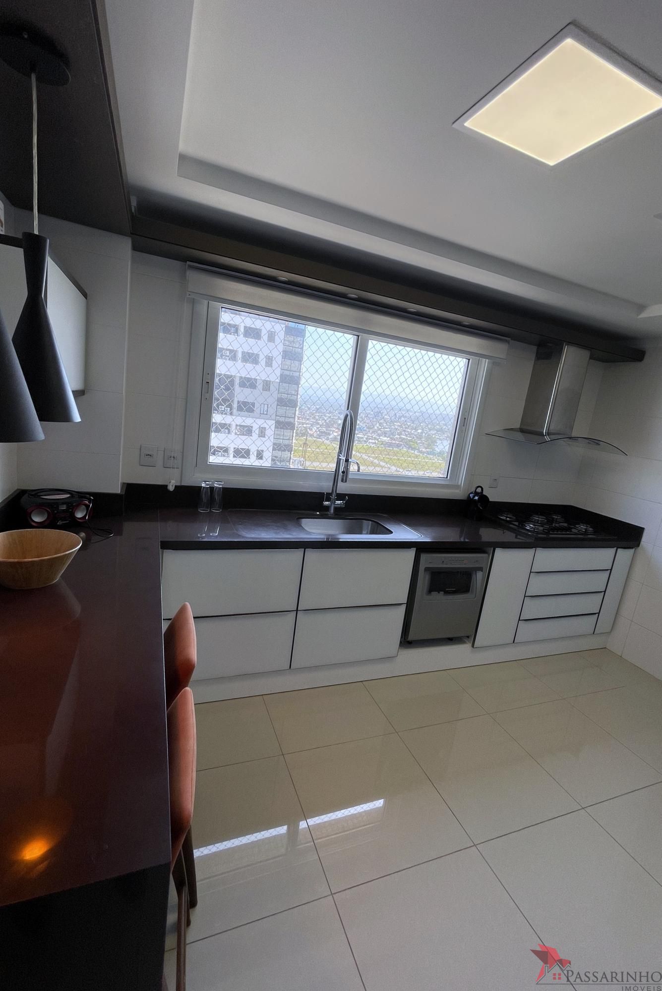 Apartamento à venda com 4 quartos, 250m² - Foto 42