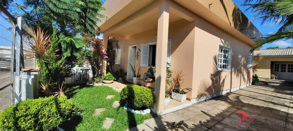 Casa, 4 quartos, 140 m² - Foto 1