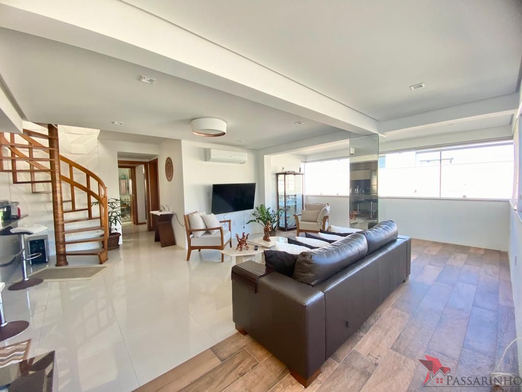 Cobertura à venda com 2 quartos, 150m² - Foto 4