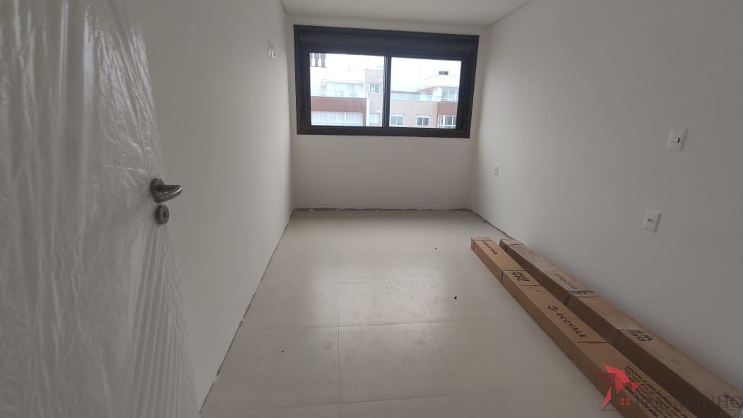 Apartamento à venda com 3 quartos, 113m² - Foto 18