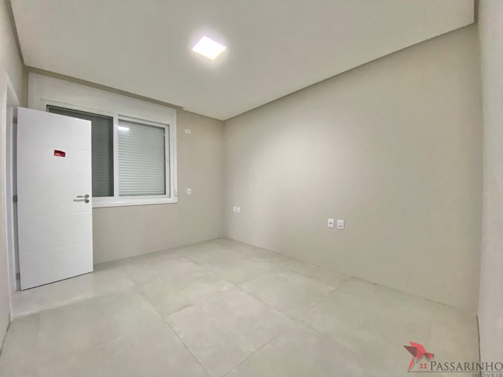 Casa de Condomínio à venda com 5 quartos, 275m² - Foto 28