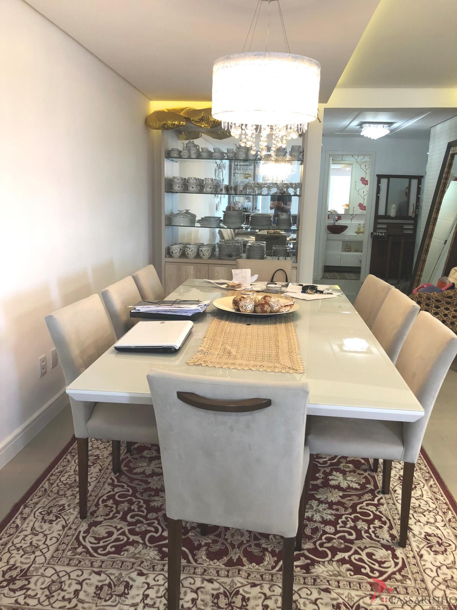 Apartamento à venda com 4 quartos, 182m² - Foto 10