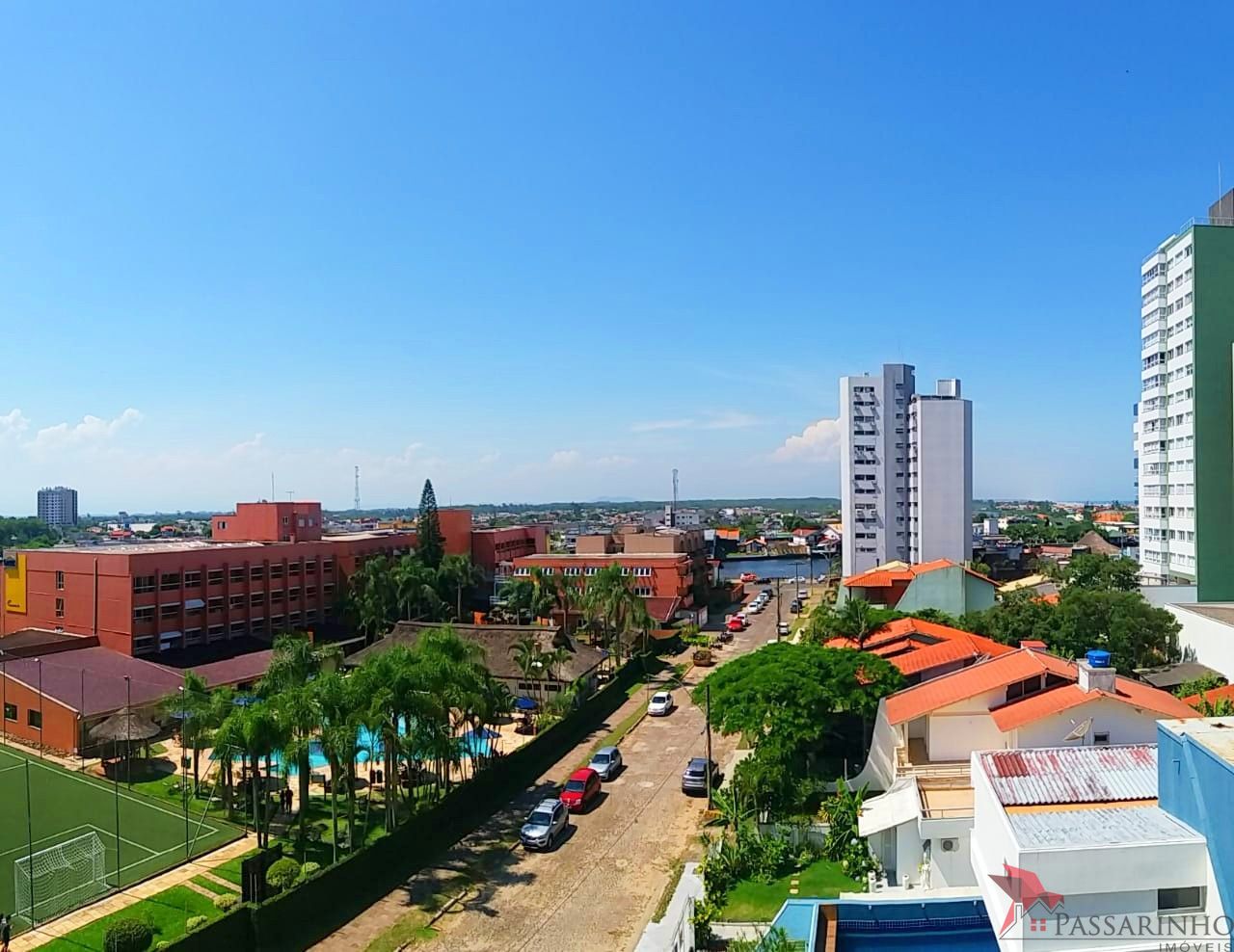 Apartamento à venda com 2 quartos, 75m² - Foto 1