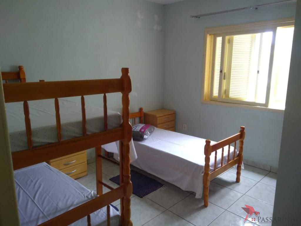 Casa à venda com 2 quartos, 140m² - Foto 4