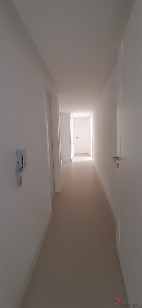 Apartamento à venda com 4 quartos, 230m² - Foto 21