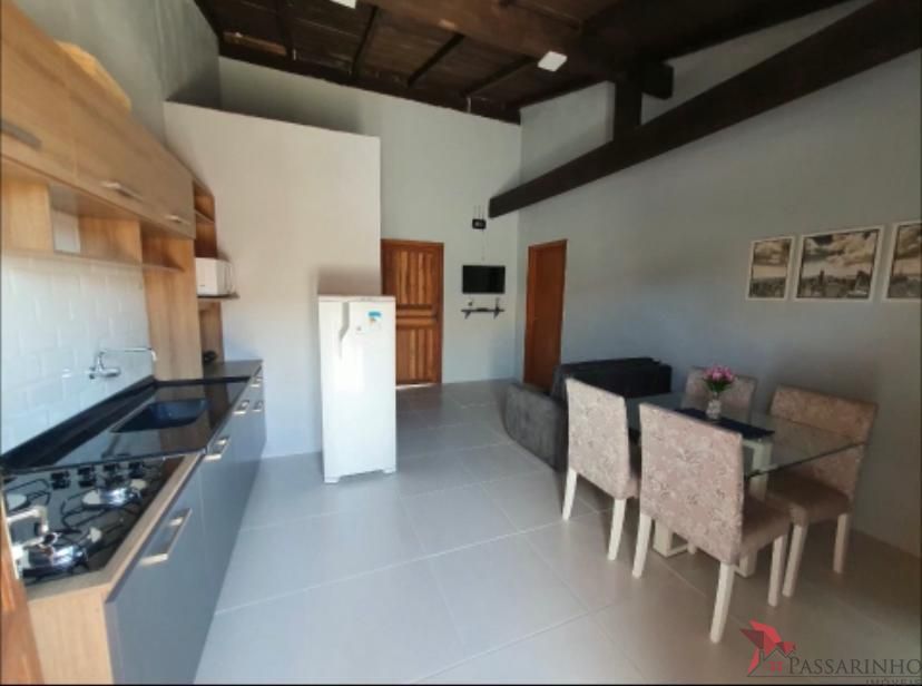 Casa à venda com 3 quartos, 233m² - Foto 8
