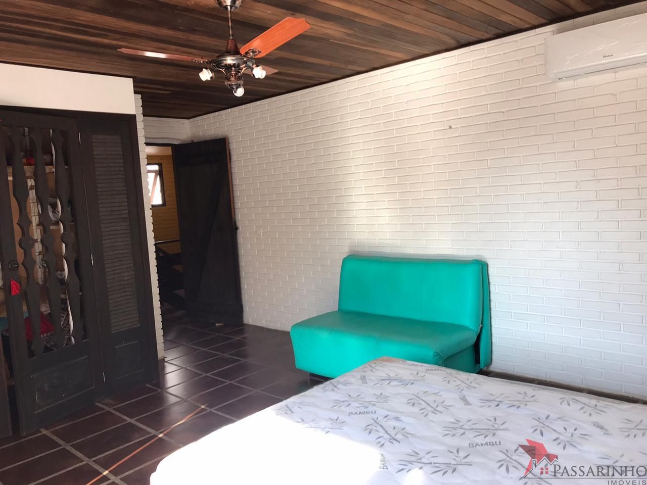 Casa à venda com 5 quartos, 140m² - Foto 12