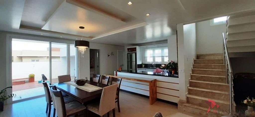 Casa à venda com 3 quartos, 215m² - Foto 3