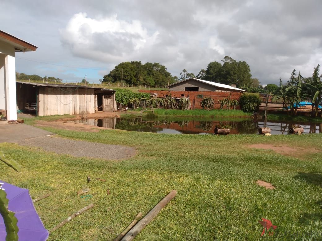 Chácara à venda com 2 quartos, 121m² - Foto 16