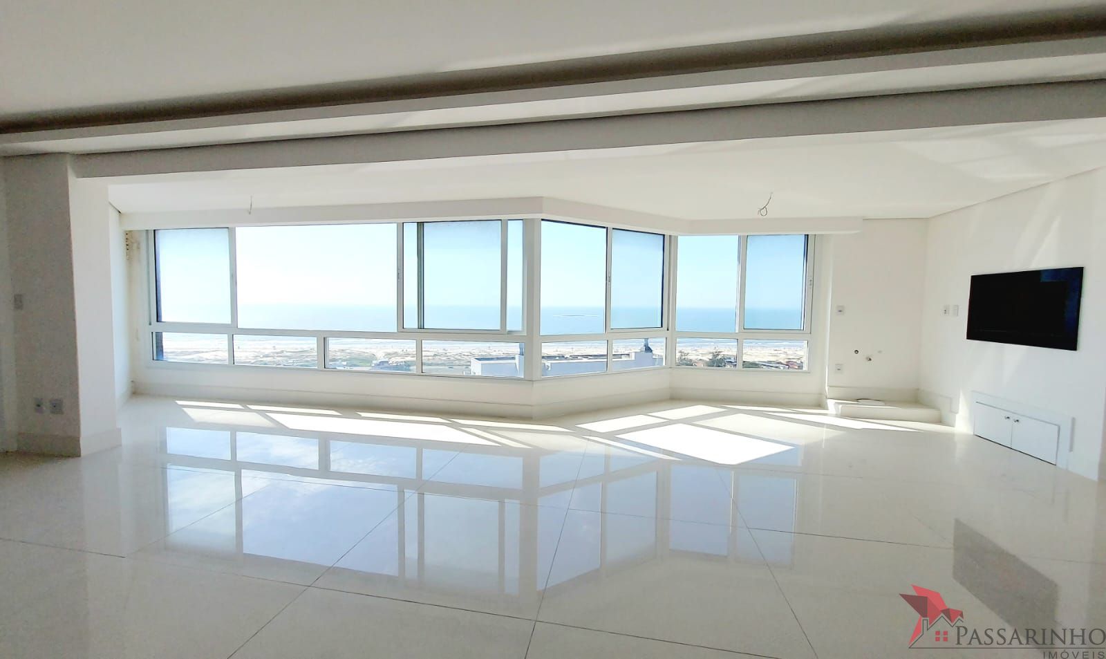 Apartamento à venda com 4 quartos, 250m² - Foto 4