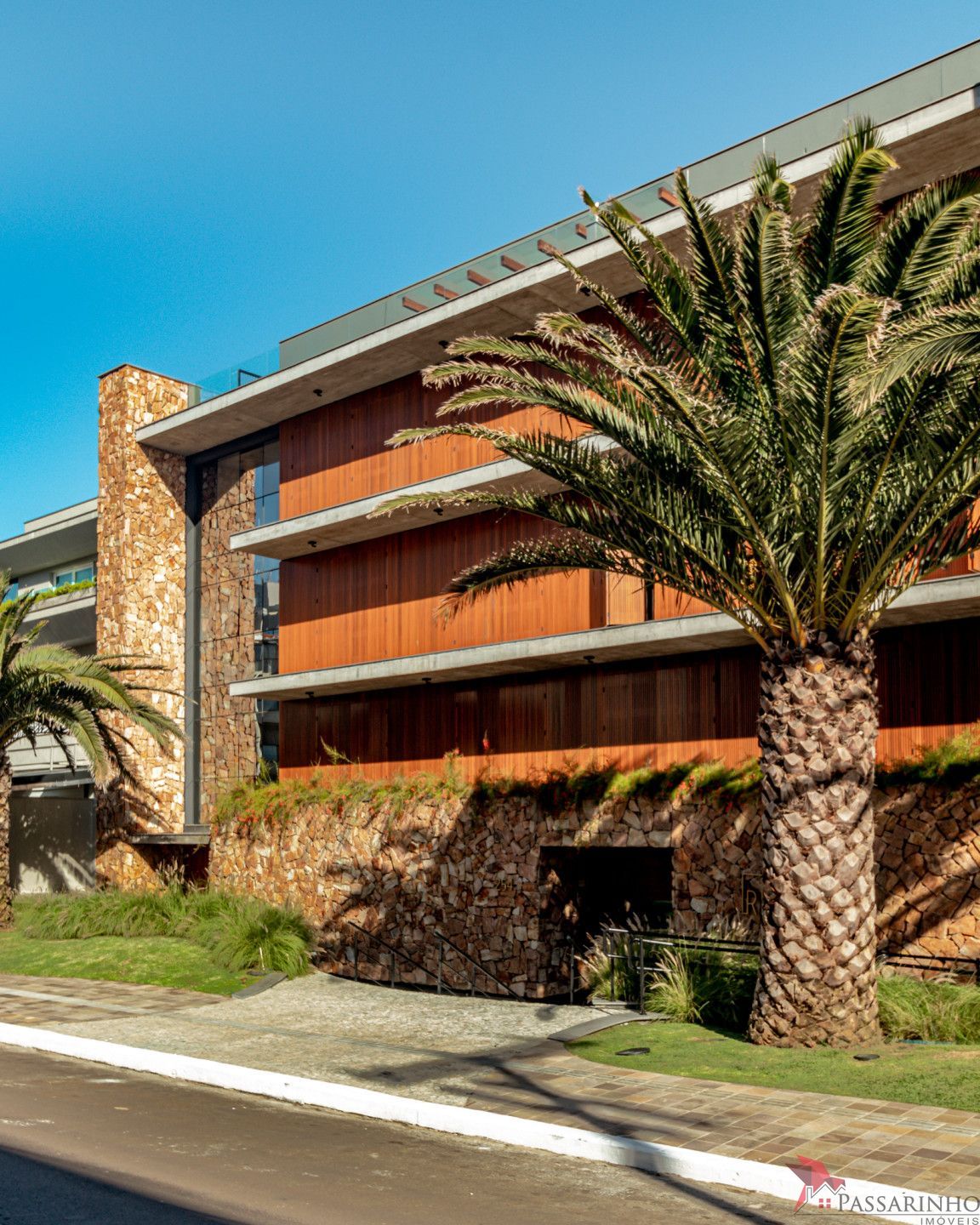 Cobertura à venda com 5 quartos, 448m² - Foto 2