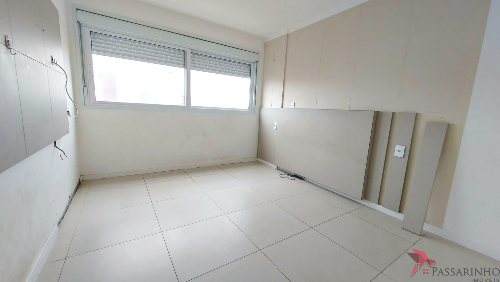 Apartamento à venda com 3 quartos, 107m² - Foto 11