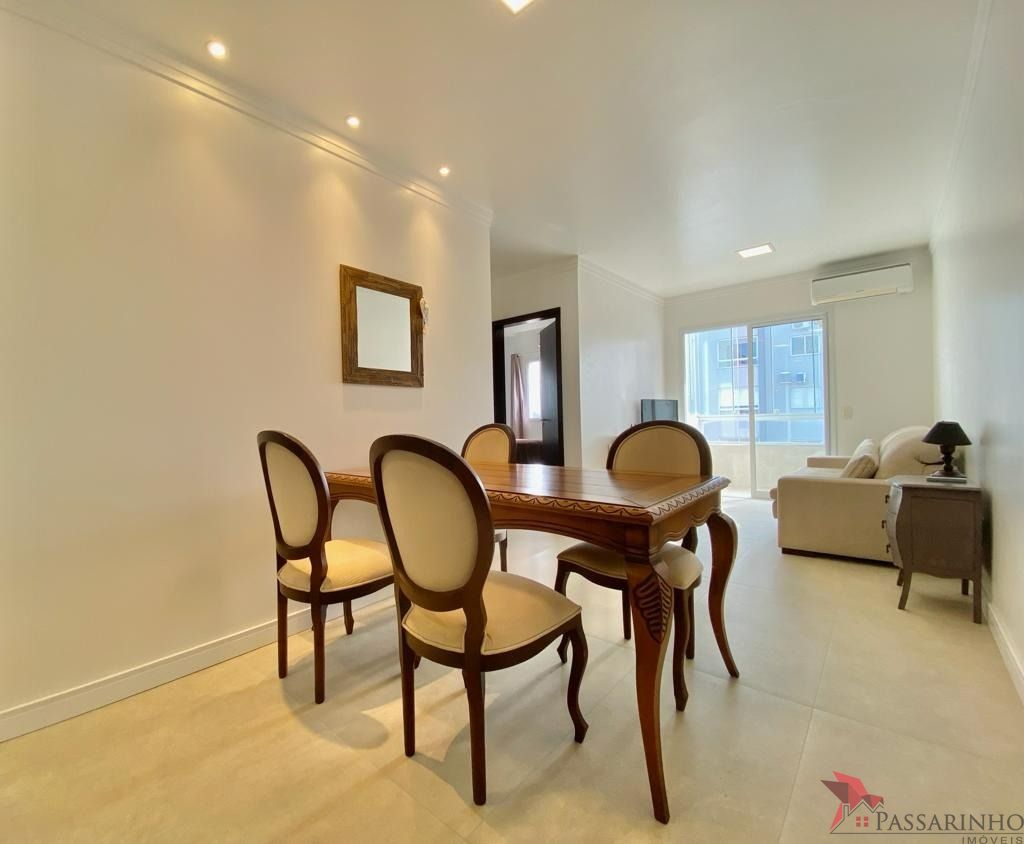 Apartamento à venda com 2 quartos, 65m² - Foto 2