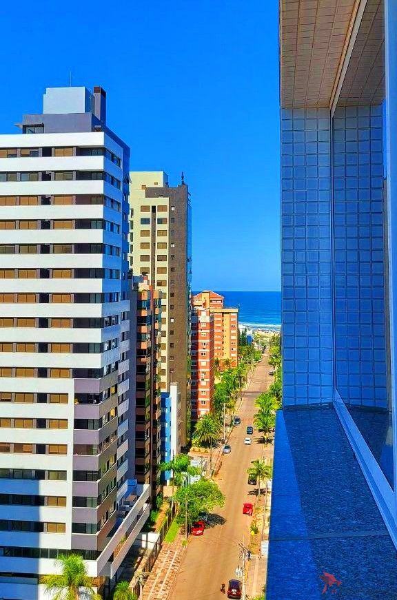 Apartamento à venda com 3 quartos, 114m² - Foto 1