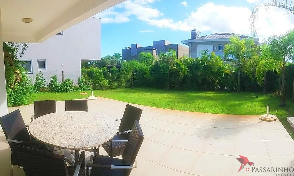 Casa de Condomínio à venda com 3 quartos, 180m² - Foto 2