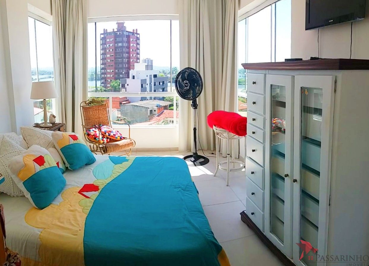 Apartamento à venda com 2 quartos, 75m² - Foto 17