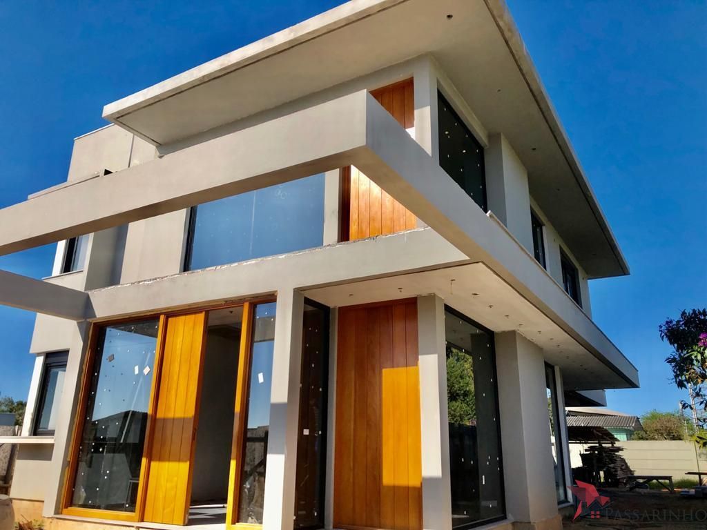 Casa de Condomínio à venda com 3 quartos, 284m² - Foto 1