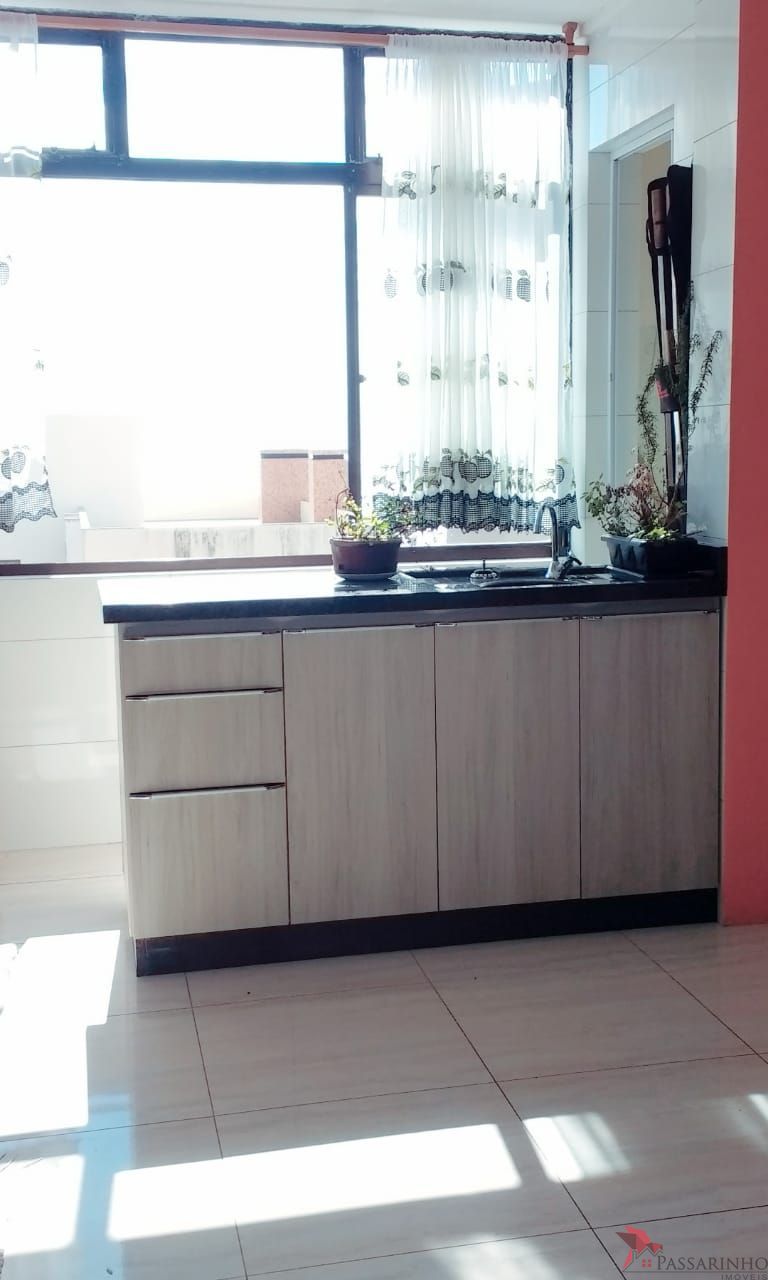 Apartamento à venda com 5 quartos, 195m² - Foto 11