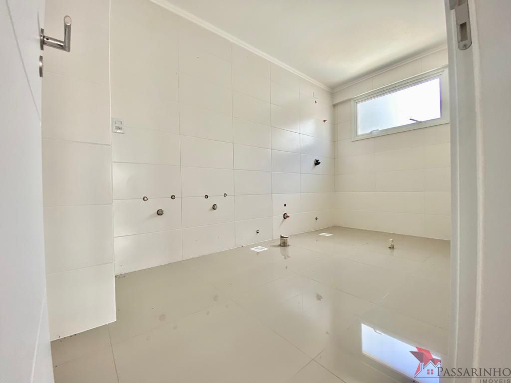 Apartamento à venda com 4 quartos, 217m² - Foto 29