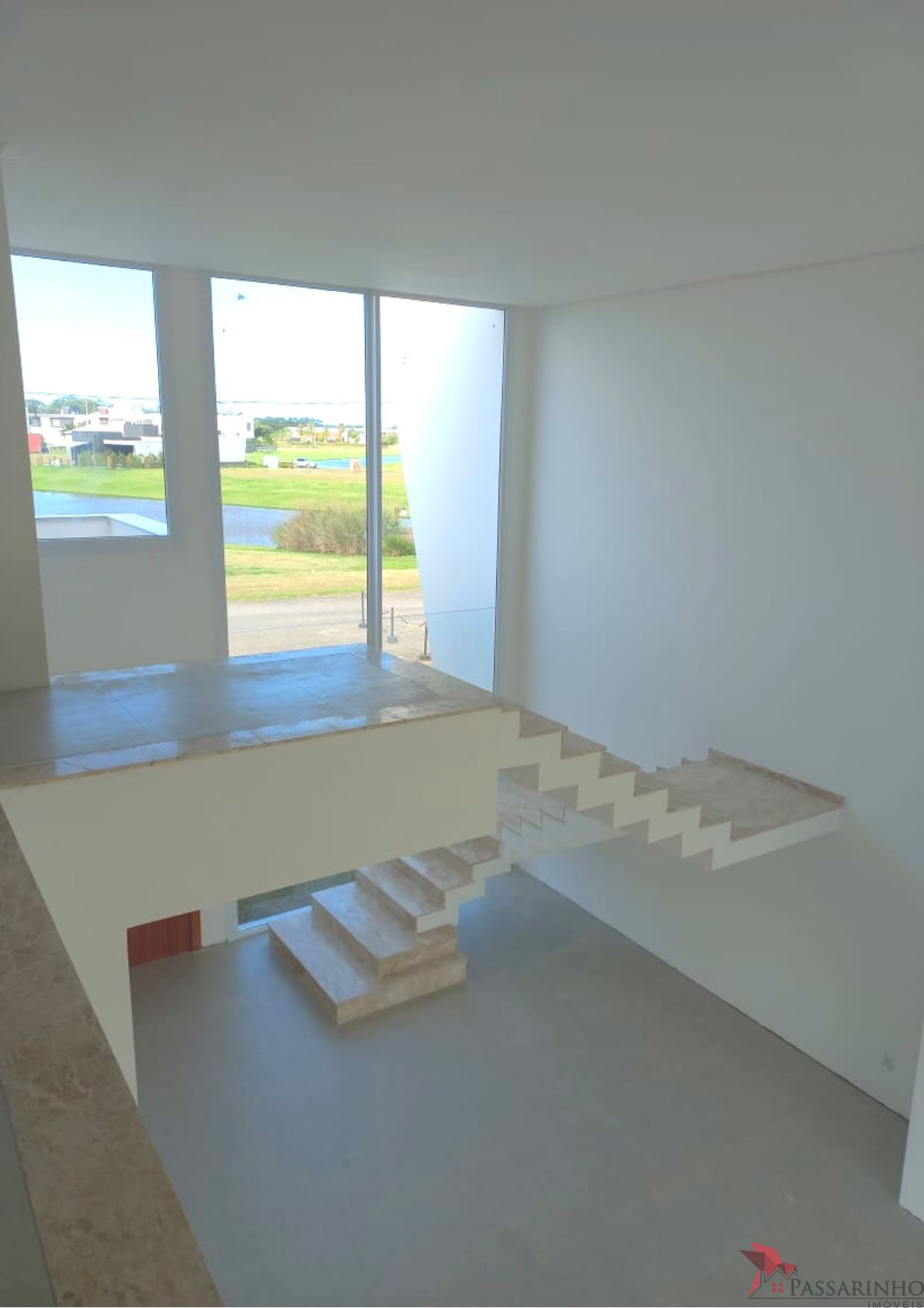 Casa de Condomínio à venda com 3 quartos, 330m² - Foto 6