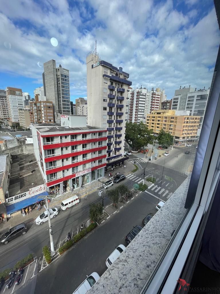 Apartamento à venda com 3 quartos, 95m² - Foto 15