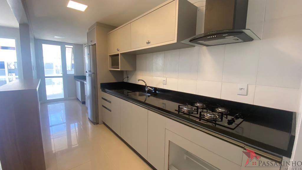 Cobertura à venda com 3 quartos, 243m² - Foto 13