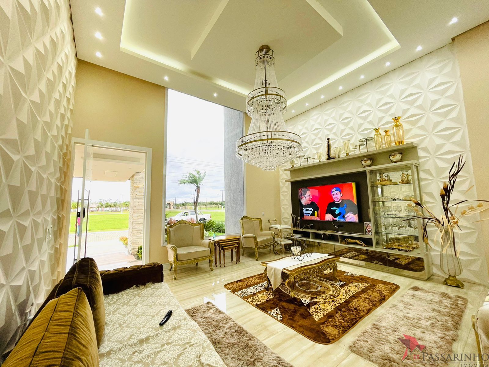 Casa de Condomínio à venda com 3 quartos, 276m² - Foto 2