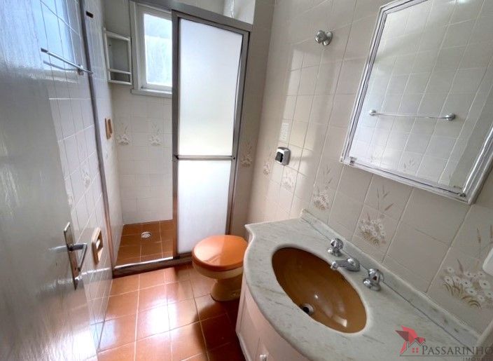 Apartamento à venda com 2 quartos, 76m² - Foto 10