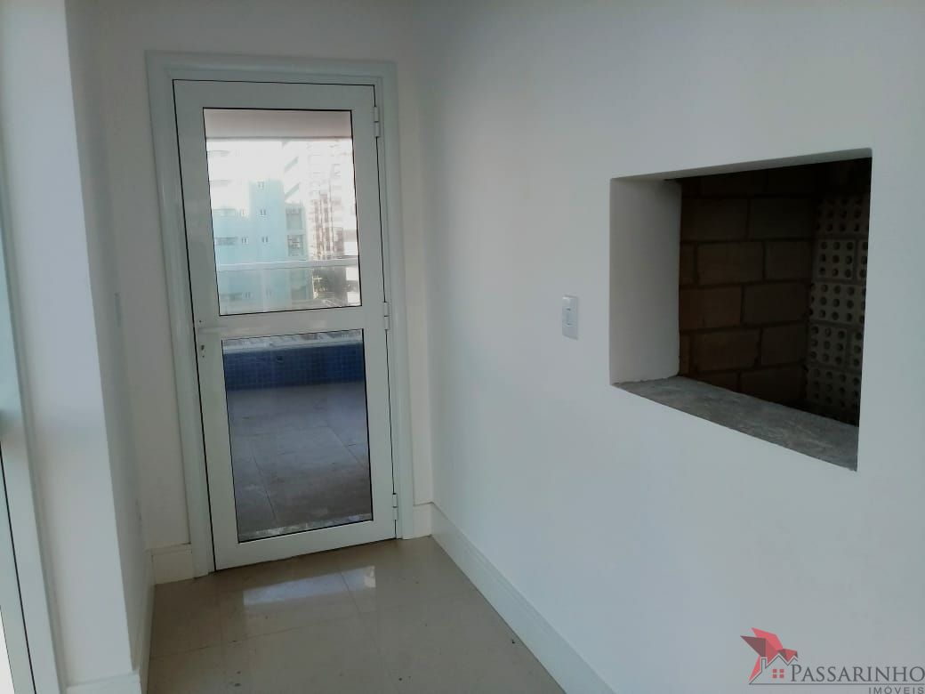 Apartamento à venda com 3 quartos, 160m² - Foto 19