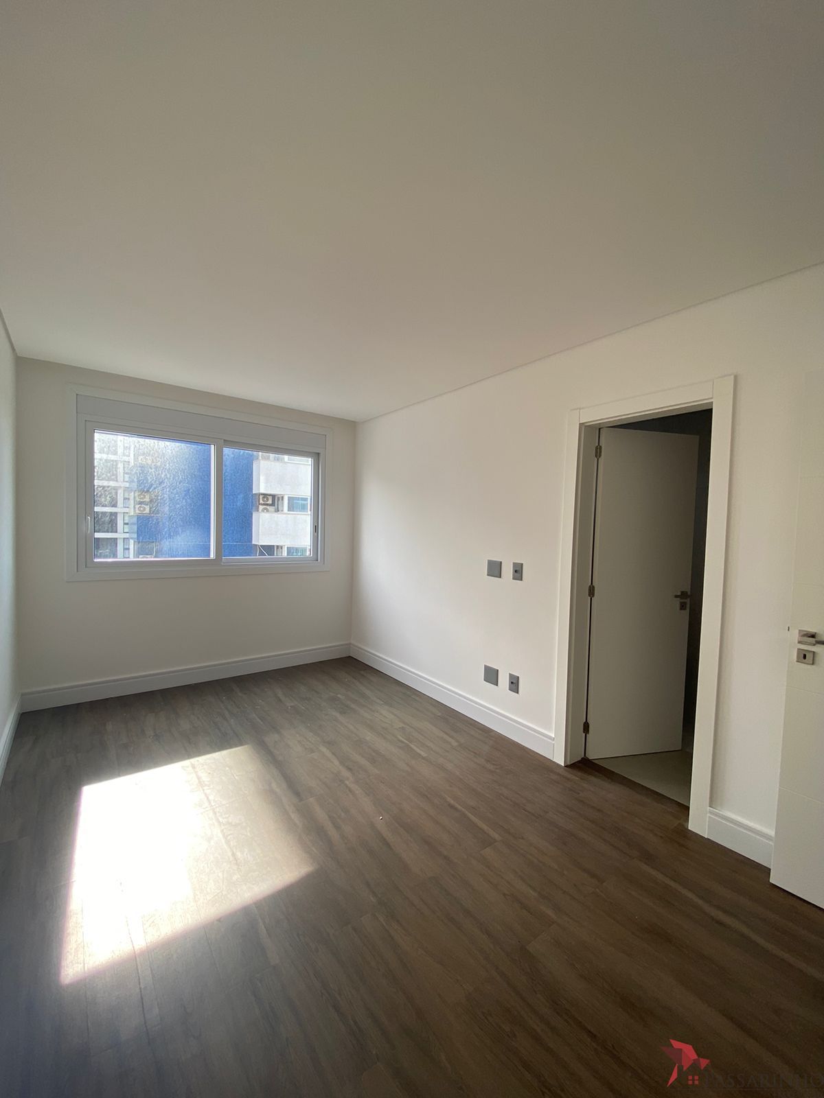 Apartamento à venda com 4 quartos, 166m² - Foto 17