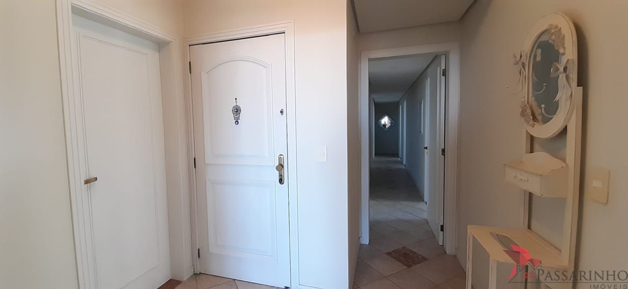 Apartamento à venda com 4 quartos, 218m² - Foto 29