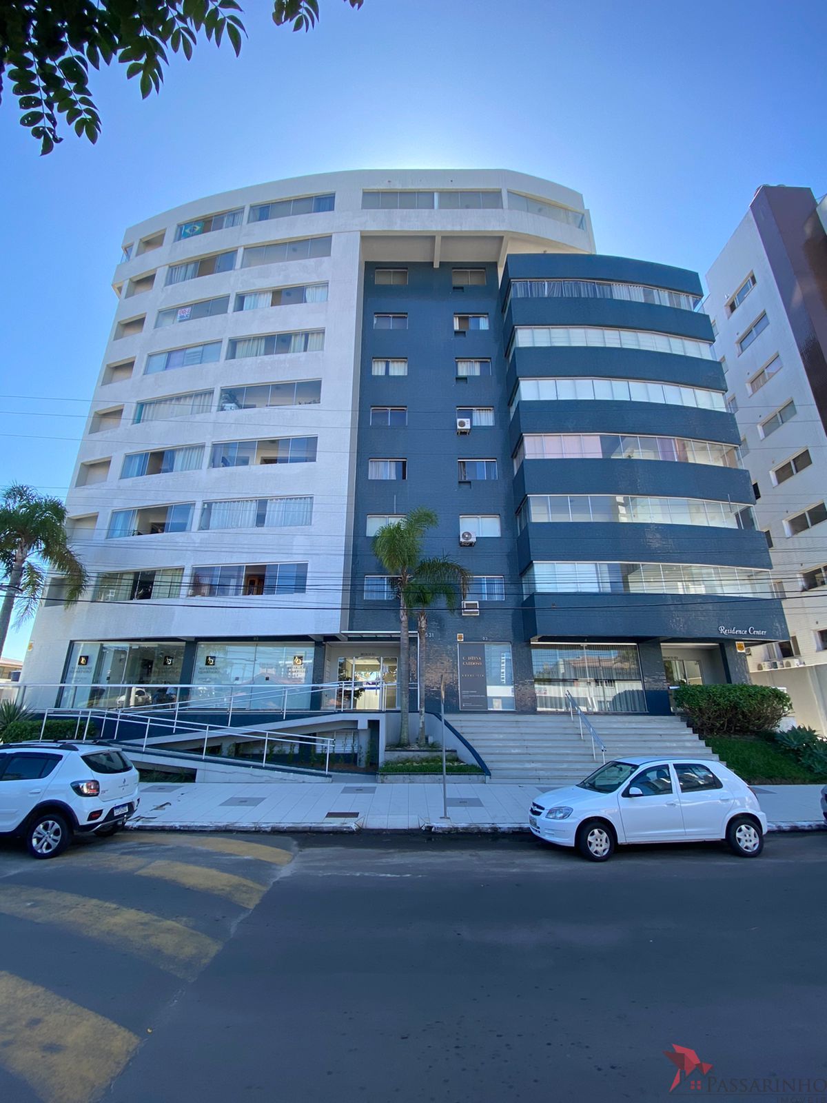 Apartamento à venda com 3 quartos, 117m² - Foto 1