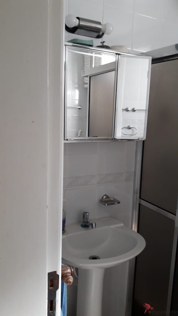 Apartamento à venda com 1 quarto, 61m² - Foto 18