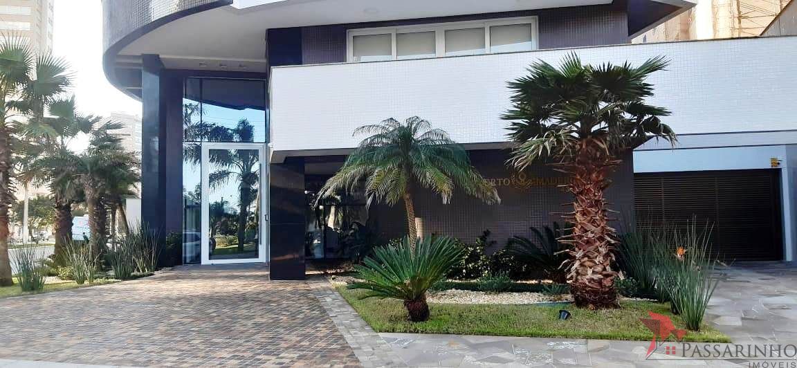 Apartamento à venda com 3 quartos, 200m² - Foto 7