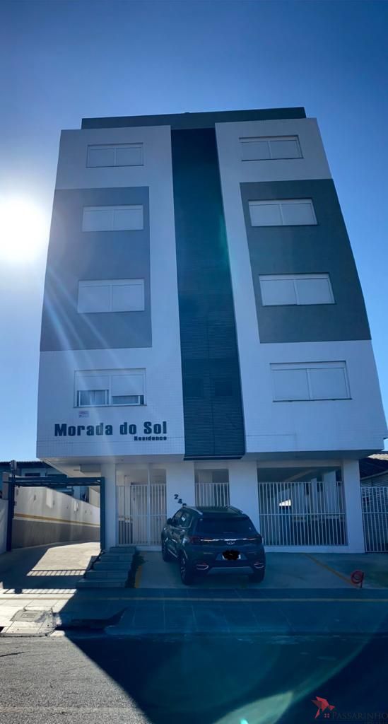 Apartamento à venda com 2 quartos, 66m² - Foto 2