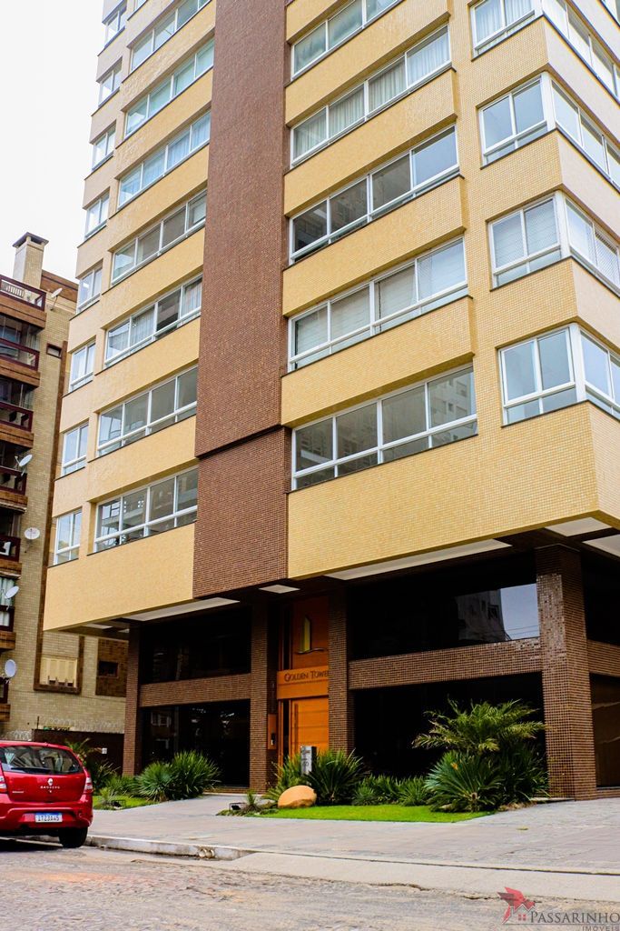 Apartamento à venda com 4 quartos, 217m² - Foto 2