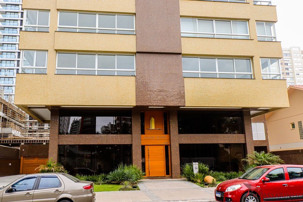 Apartamento à venda com 4 quartos, 217m² - Foto 4