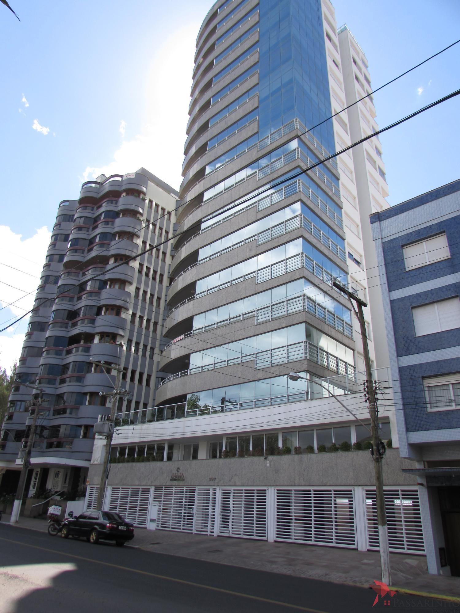 Apartamento à venda com 3 quartos, 203m² - Foto 1