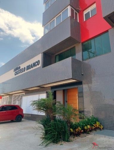 Apartamento à venda com 3 quartos, 109m² - Foto 2