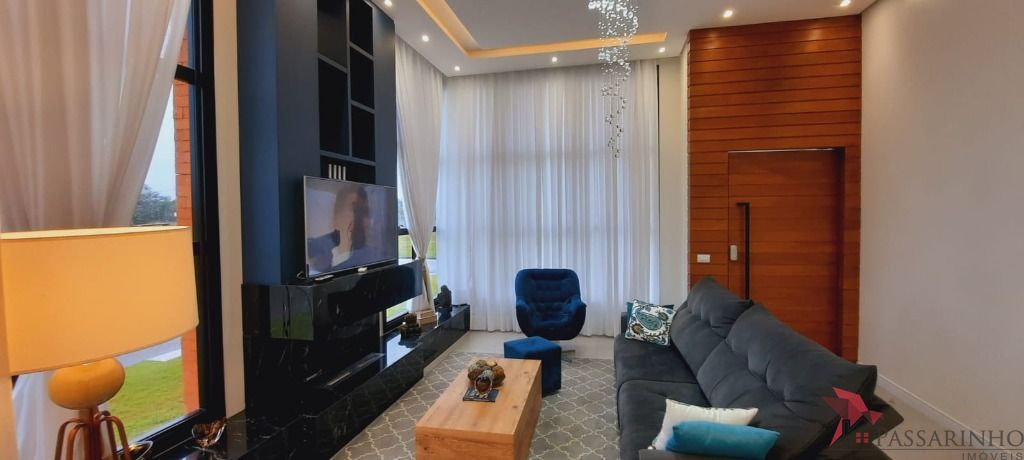 Casa de Condomínio à venda com 3 quartos, 186m² - Foto 2