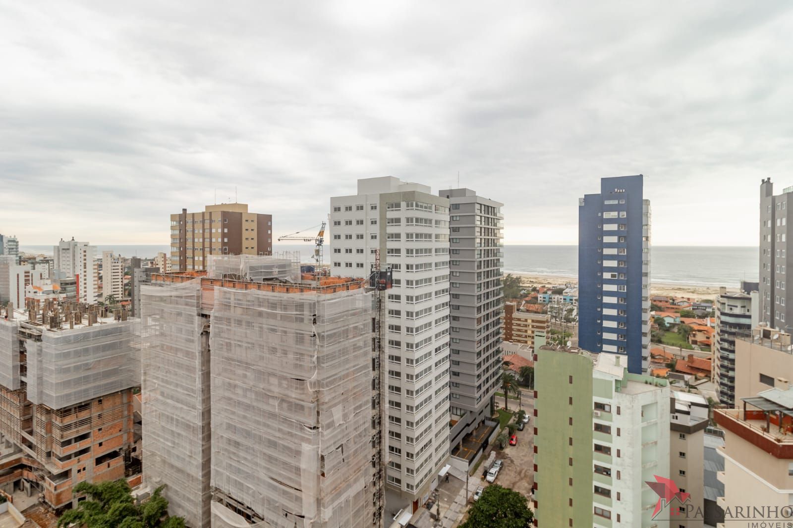 Apartamento à venda com 3 quartos, 109m² - Foto 3