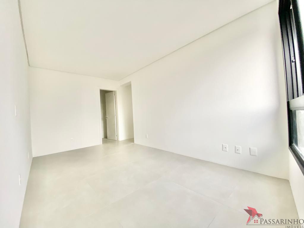 Apartamento à venda com 3 quartos, 149m² - Foto 17