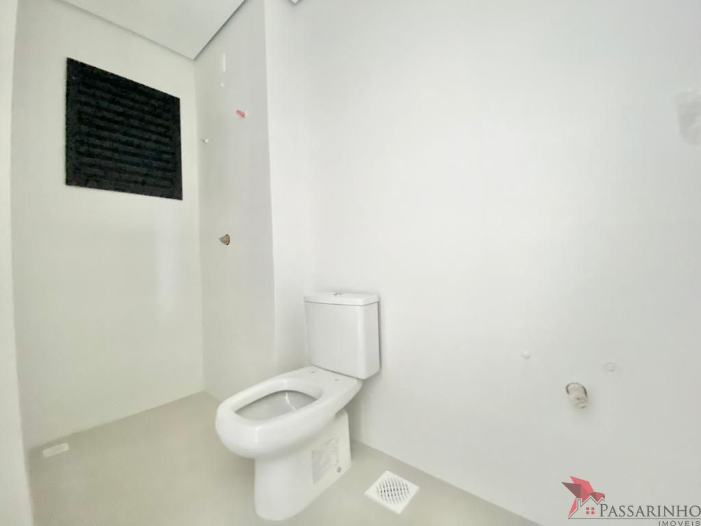 Apartamento à venda com 3 quartos, 149m² - Foto 18