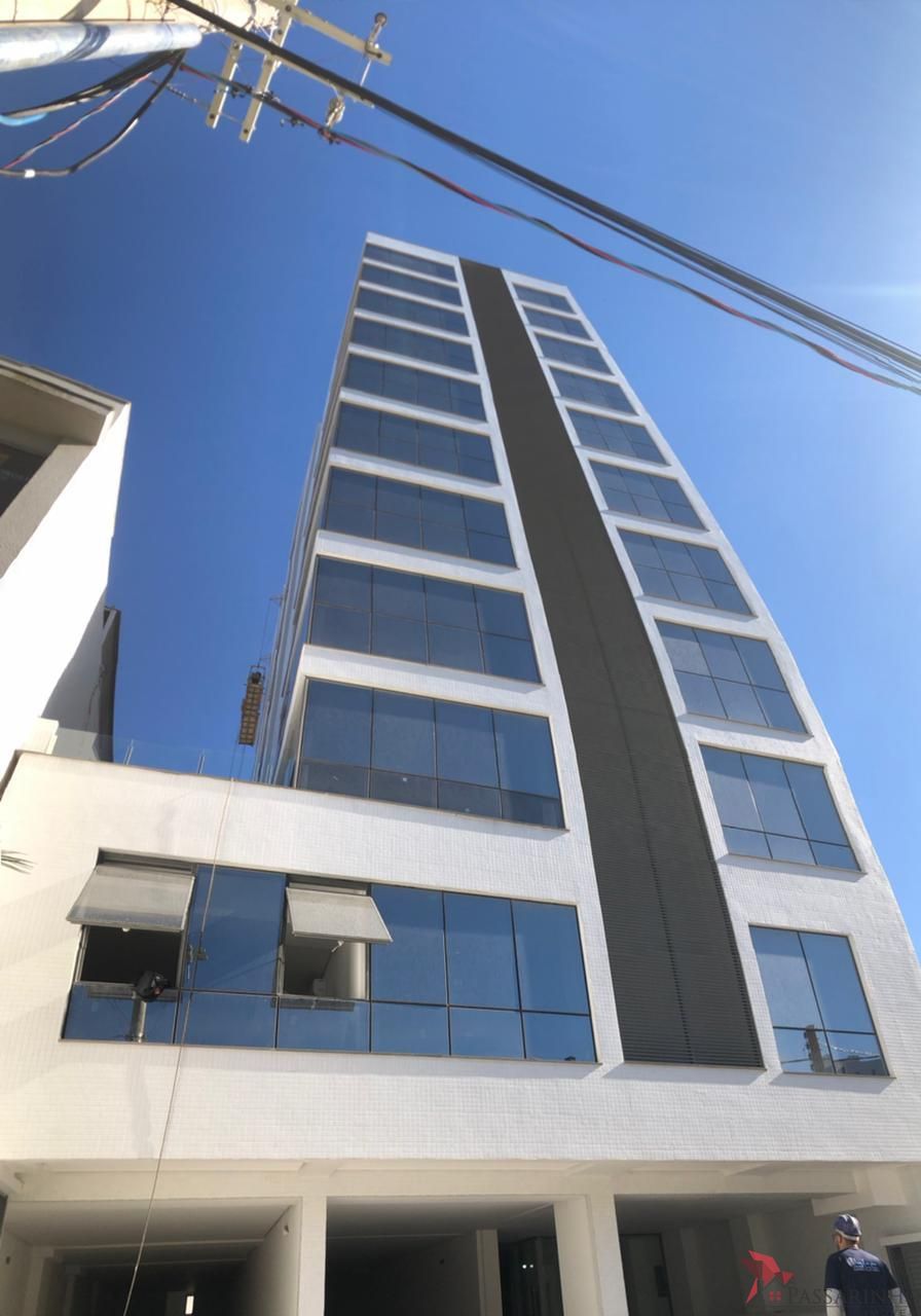 Conjunto Comercial-Sala à venda com 1 quarto, 30m² - Foto 1