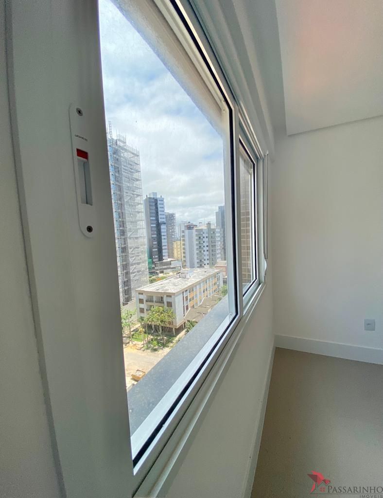 Apartamento à venda com 4 quartos, 217m² - Foto 25